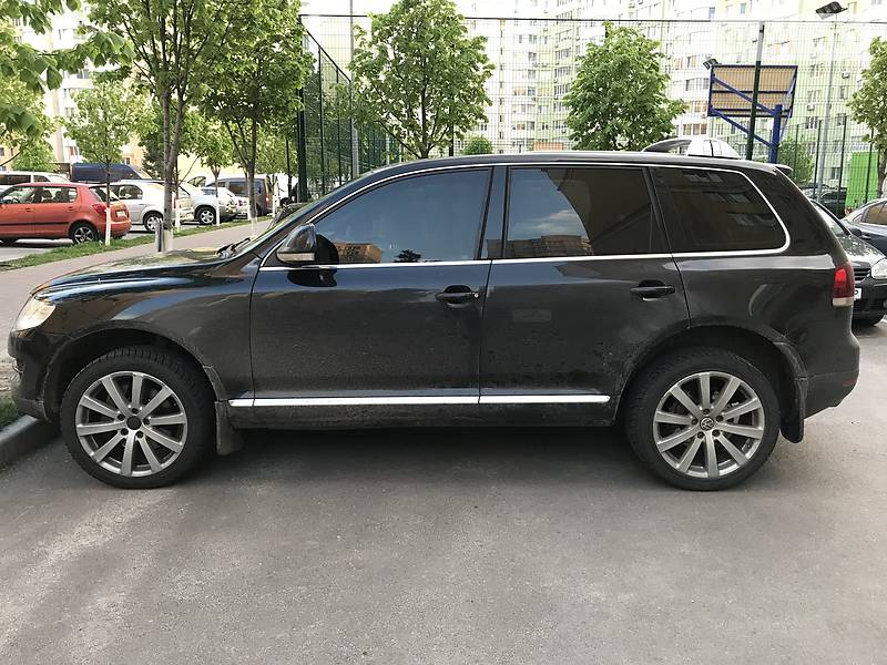 Внедорожник / Кроссовер Volkswagen Touareg 2008 в Киеве