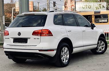 Внедорожник / Кроссовер Volkswagen Touareg 2015 в Одессе