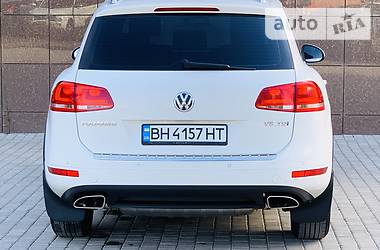 Внедорожник / Кроссовер Volkswagen Touareg 2011 в Одессе