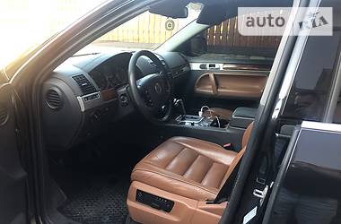 Позашляховик / Кросовер Volkswagen Touareg 2006 в Хмельницькому