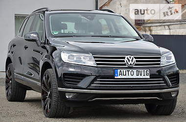 Позашляховик / Кросовер Volkswagen Touareg 2016 в Луцьку