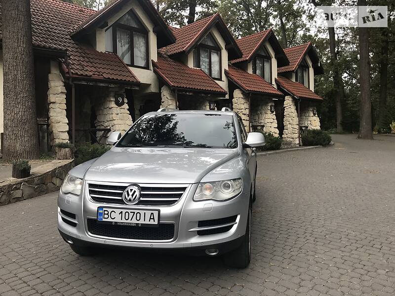 Внедорожник / Кроссовер Volkswagen Touareg 2007 в Львове