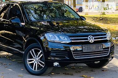 Внедорожник / Кроссовер Volkswagen Touareg 2012 в Одессе