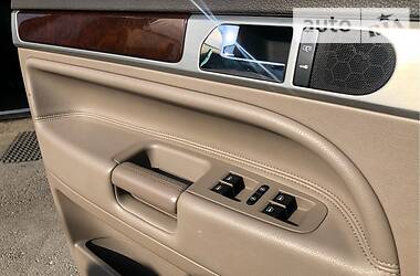 Позашляховик / Кросовер Volkswagen Touareg 2007 в 