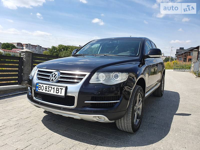 Позашляховик / Кросовер Volkswagen Touareg 2007 в 