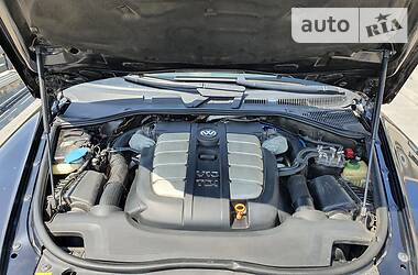 Позашляховик / Кросовер Volkswagen Touareg 2007 в 
