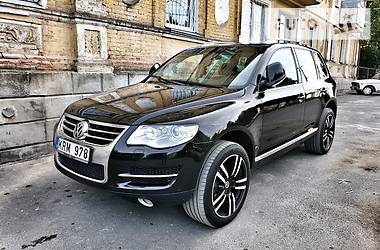 Внедорожник / Кроссовер Volkswagen Touareg 2007 в Умани