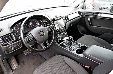 Позашляховик / Кросовер Volkswagen Touareg 2013 в 