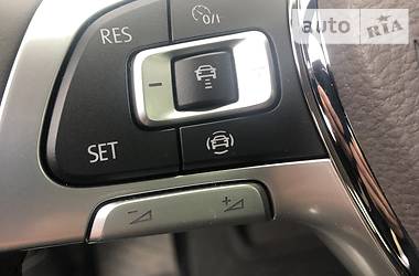 Позашляховик / Кросовер Volkswagen Touareg 2018 в 