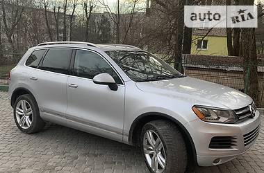 Внедорожник / Кроссовер Volkswagen Touareg 2011 в Тернополе