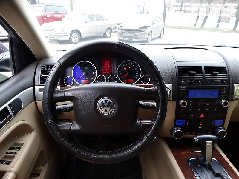 Позашляховик / Кросовер Volkswagen Touareg 2007 в Дніпрі