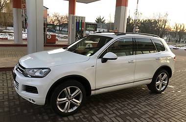 Внедорожник / Кроссовер Volkswagen Touareg 2013 в Умани