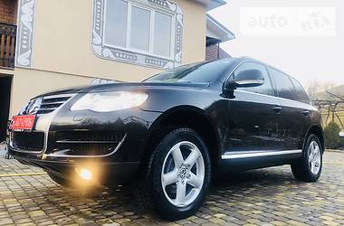 Позашляховик / Кросовер Volkswagen Touareg 2008 в 