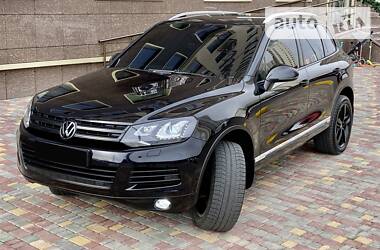 Внедорожник / Кроссовер Volkswagen Touareg 2012 в Одессе