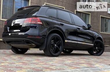 Внедорожник / Кроссовер Volkswagen Touareg 2012 в Одессе