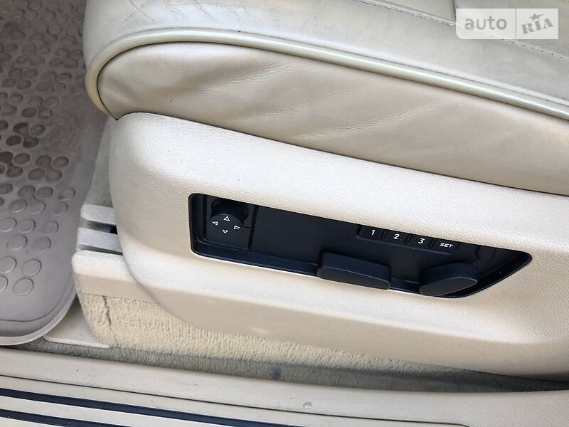 Позашляховик / Кросовер Volkswagen Touareg 2008 в Кривому Розі