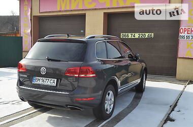 Позашляховик / Кросовер Volkswagen Touareg 2012 в 