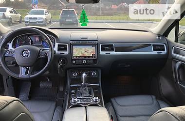 Позашляховик / Кросовер Volkswagen Touareg 2017 в 