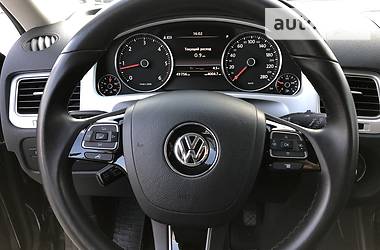 Позашляховик / Кросовер Volkswagen Touareg 2017 в 