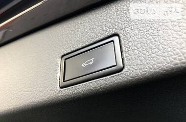 Позашляховик / Кросовер Volkswagen Touareg 2017 в 