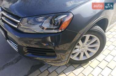 Внедорожник / Кроссовер Volkswagen Touareg 2011 в Одессе