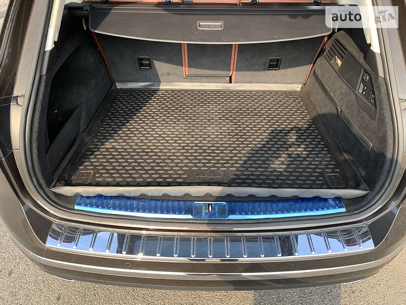 Позашляховик / Кросовер Volkswagen Touareg 2016 в Дніпрі фото 35 Позашляховик / Кросовер Volkswagen Touareg 2016 в Дніпрі