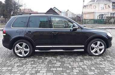 Позашляховик / Кросовер Volkswagen Touareg 2010 в 