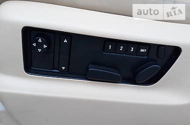 Позашляховик / Кросовер Volkswagen Touareg 2010 в 