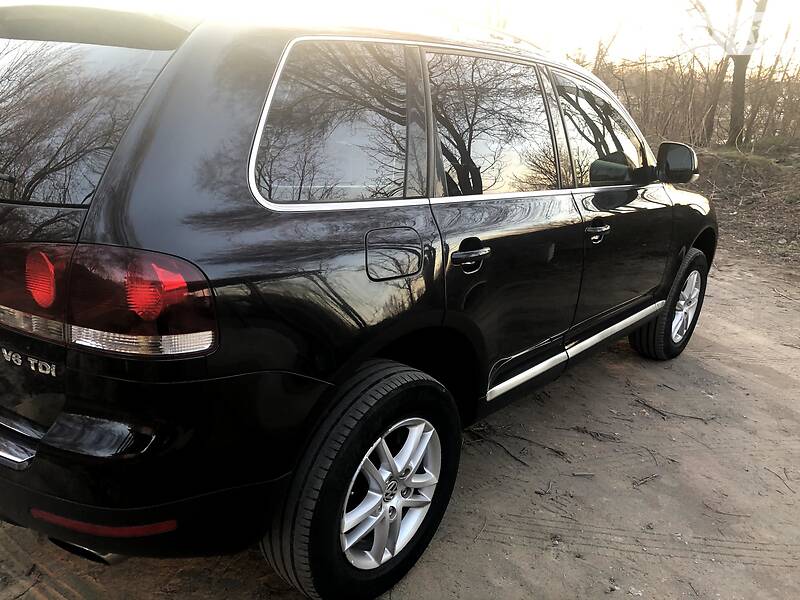 Позашляховик / Кросовер Volkswagen Touareg 2008 в Кривому Розі