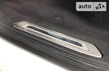 Позашляховик / Кросовер Volkswagen Touareg 2013 в 