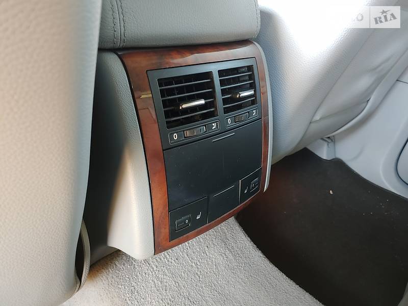 Позашляховик / Кросовер Volkswagen Touareg 2007 в Києві