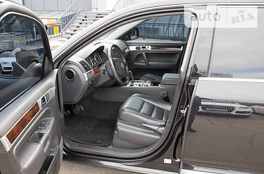 Позашляховик / Кросовер Volkswagen Touareg 2007 в 