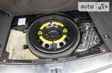 Позашляховик / Кросовер Volkswagen Touareg 2007 в 