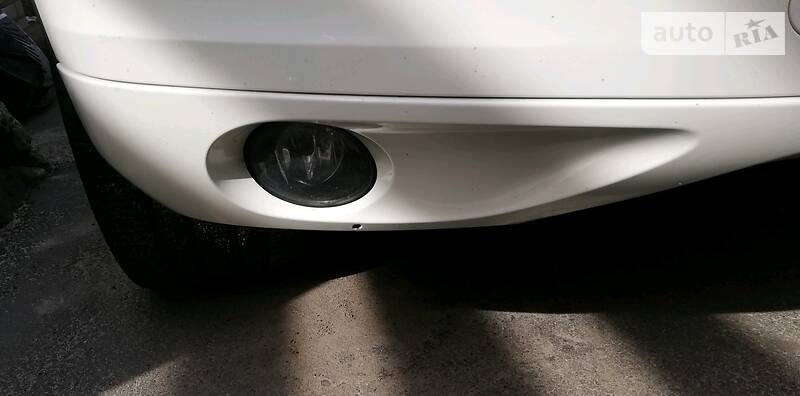 Позашляховик / Кросовер Volkswagen Touareg 2011 в Харкові