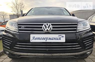 Позашляховик / Кросовер Volkswagen Touareg 2017 в 