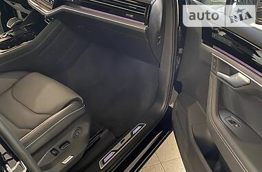 Позашляховик / Кросовер Volkswagen Touareg 2020 в 