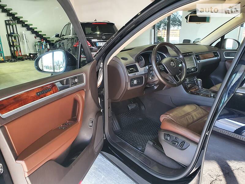 Внедорожник / Кроссовер Volkswagen Touareg 2012 в Коломые фото 39 Внедорожник / Кроссовер Volkswagen Touareg 2012 в Коломые