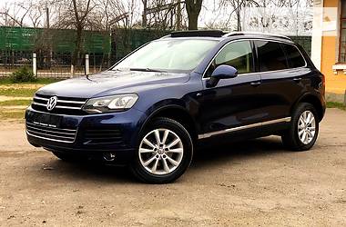 Внедорожник / Кроссовер Volkswagen Touareg 2012 в Виннице