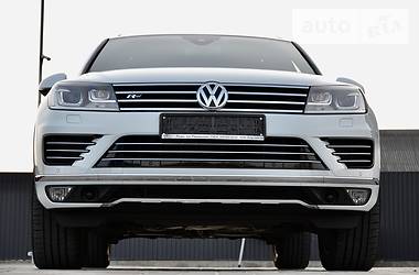 Позашляховик / Кросовер Volkswagen Touareg 2015 в Луцьку