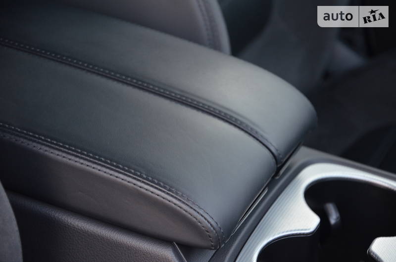 Позашляховик / Кросовер Volkswagen Touareg 2015 в Луцьку