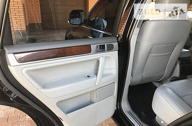 Позашляховик / Кросовер Volkswagen Touareg 2008 в 
