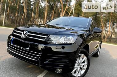 Позашляховик / Кросовер Volkswagen Touareg 2013 в 