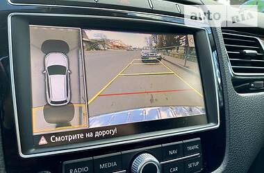 Позашляховик / Кросовер Volkswagen Touareg 2016 в 