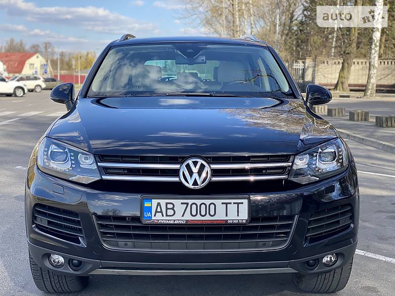 Внедорожник / Кроссовер Volkswagen Touareg 2014 в Виннице