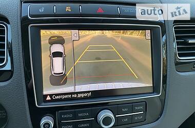 Позашляховик / Кросовер Volkswagen Touareg 2015 в 