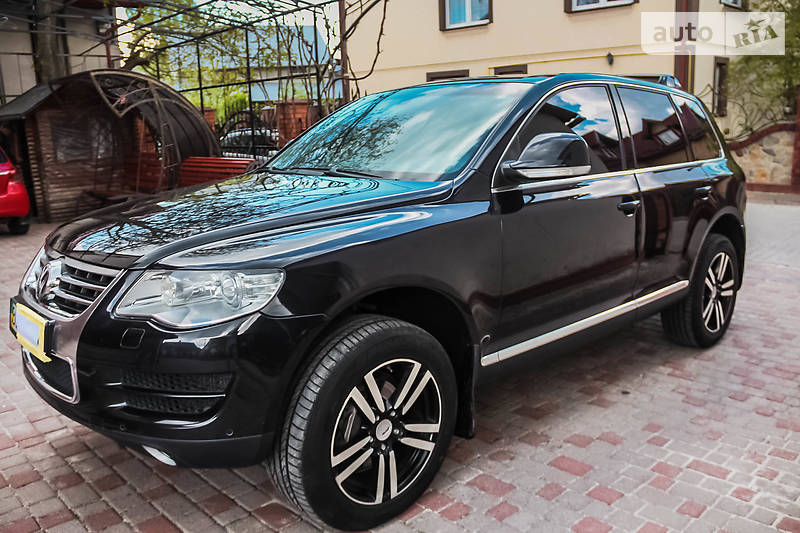 Позашляховик / Кросовер Volkswagen Touareg 2007 в 