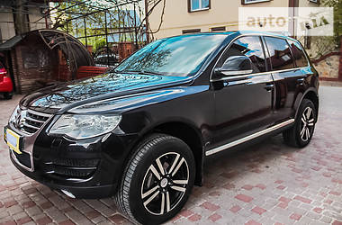 Позашляховик / Кросовер Volkswagen Touareg 2007 в 