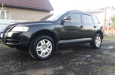 Позашляховик / Кросовер Volkswagen Touareg 2003 в 