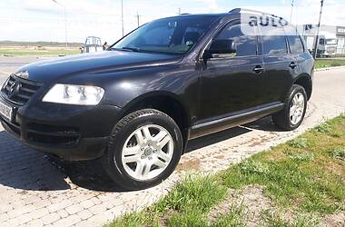 Позашляховик / Кросовер Volkswagen Touareg 2003 в 