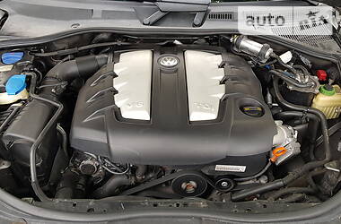 Позашляховик / Кросовер Volkswagen Touareg 2009 в 